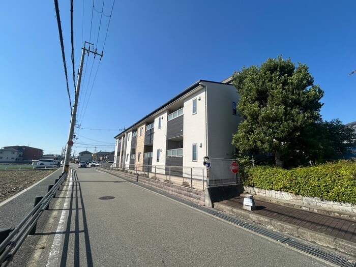 ルボアール箕面Ｃ棟の物件外観写真