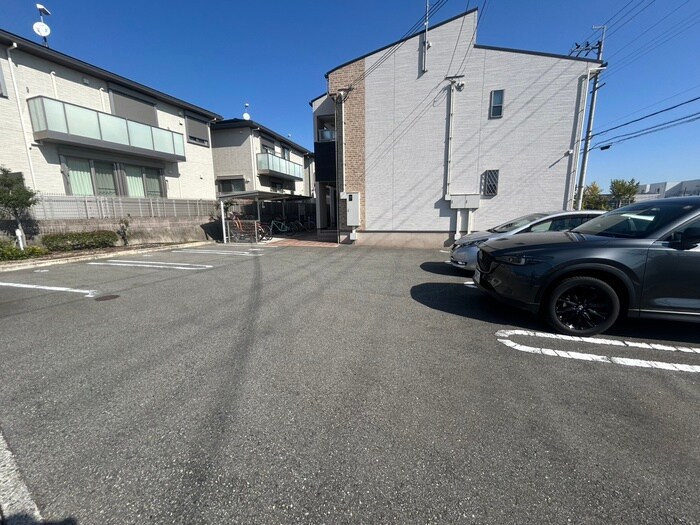 ルボアール箕面Ｃ棟の物件外観写真