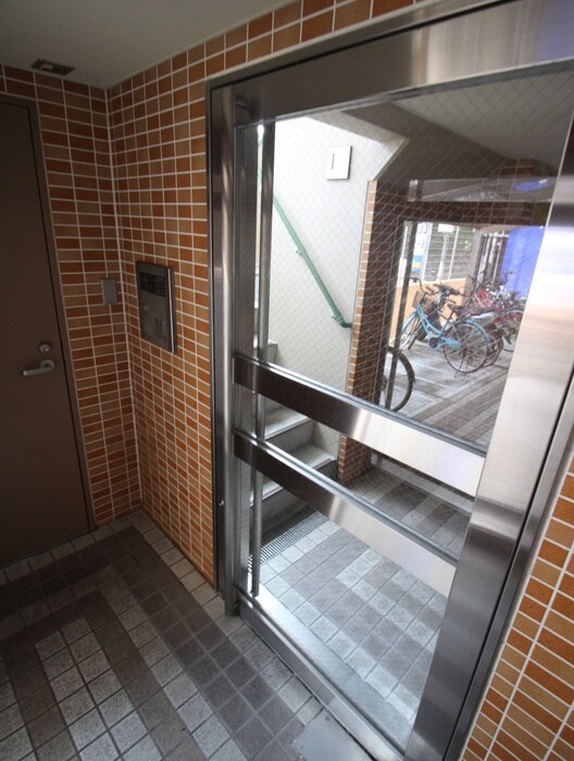 ア－ト衣笠の物件外観写真