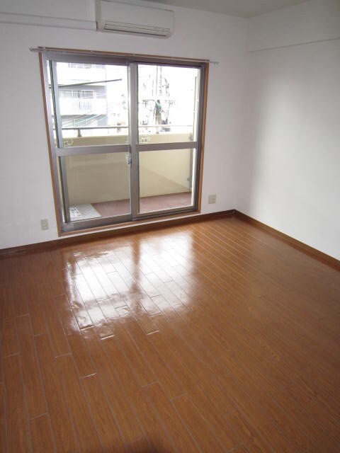 ア－ト衣笠の物件内観写真