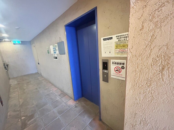 カーサ・マニエラの物件外観写真