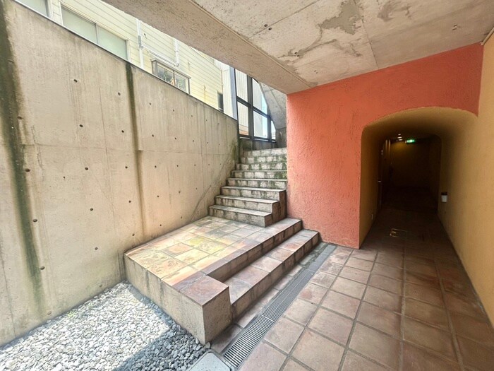 カーサ・マニエラの物件外観写真