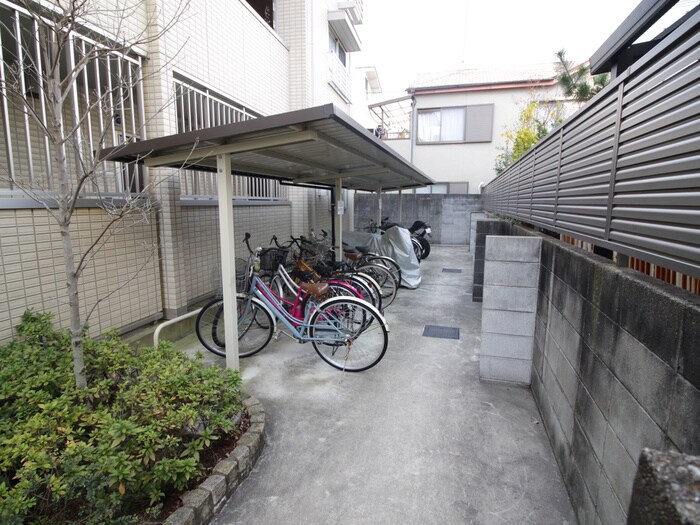 グランメ－ルタカミの物件外観写真