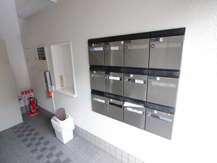 ベルカンポ曙の物件外観写真