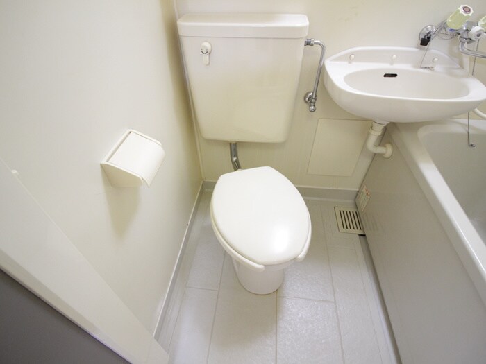 ベルカンポ曙の物件内観写真