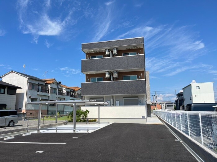 リベルト・ボヌールⅡ番館の物件外観写真