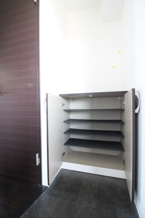 オクトレーベン新大阪の物件内観写真