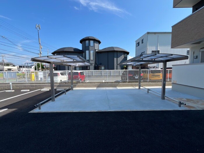 リベルト・ボヌールⅢ番館の物件外観写真