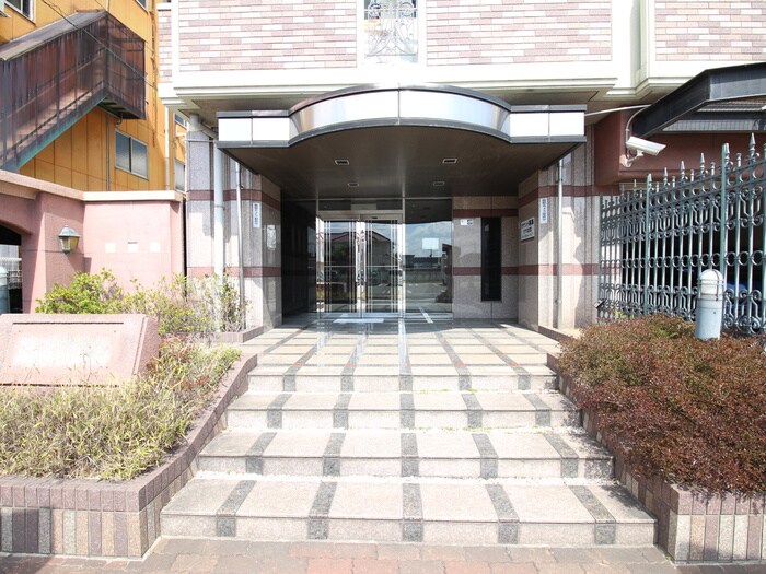 三宅アメニティサンズの物件外観写真