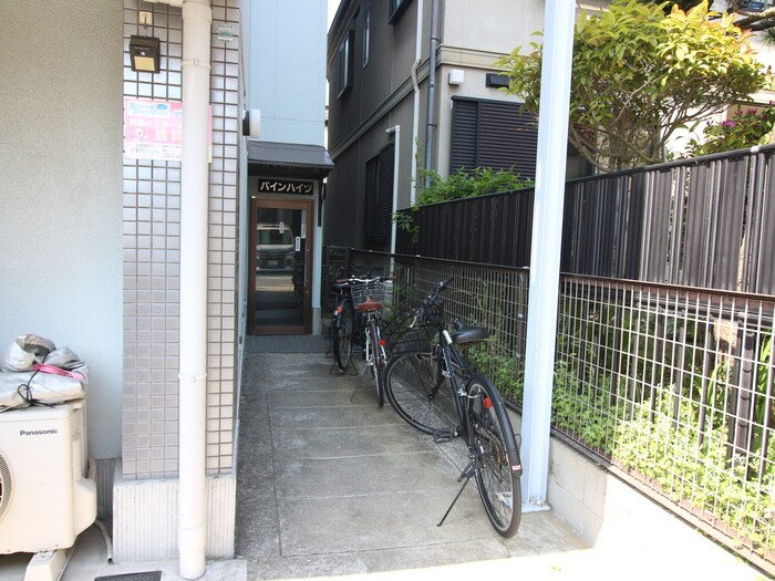 パインハイツの物件外観写真