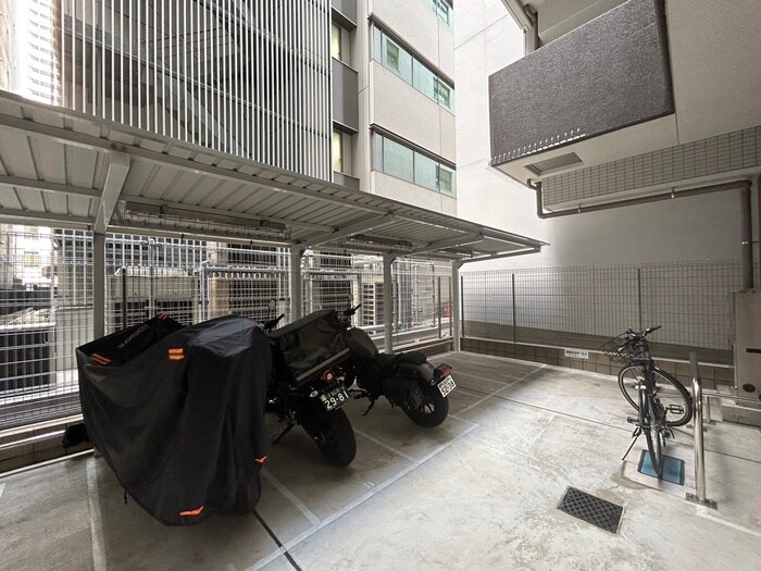 ラクラス堺筋本町の物件外観写真