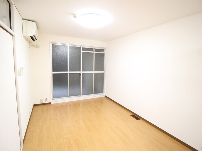 シャトー東香里の物件内観写真