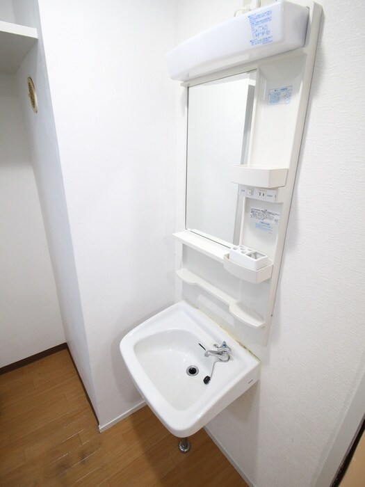 シャトー東香里の物件内観写真