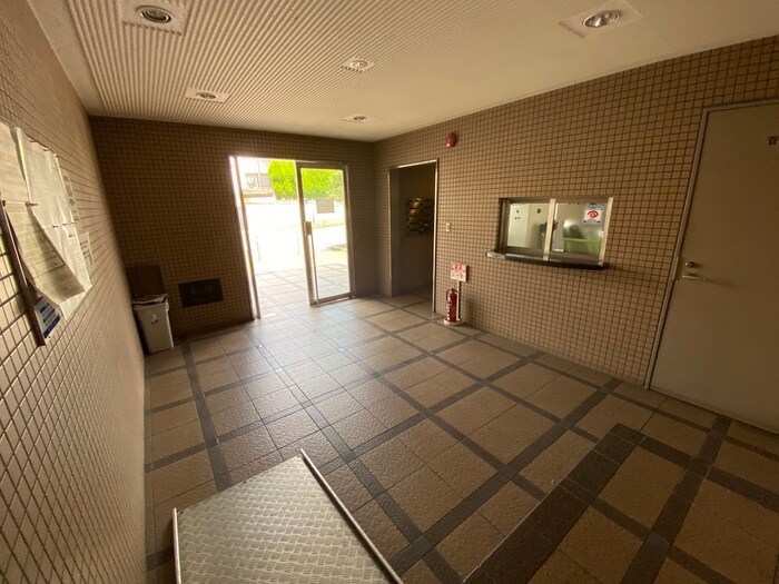 シャルル津田の物件外観写真