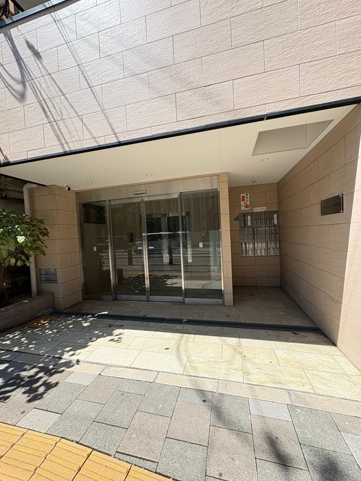 ヴィラペントハウス堺東の物件外観写真