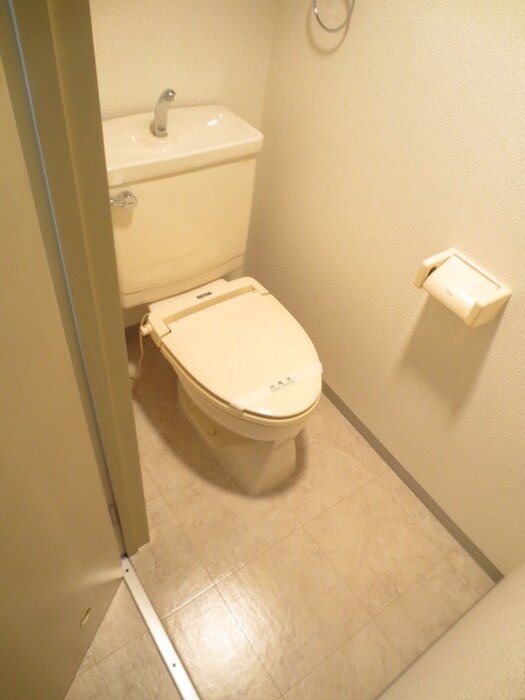 クラレンスハウスの物件内観写真