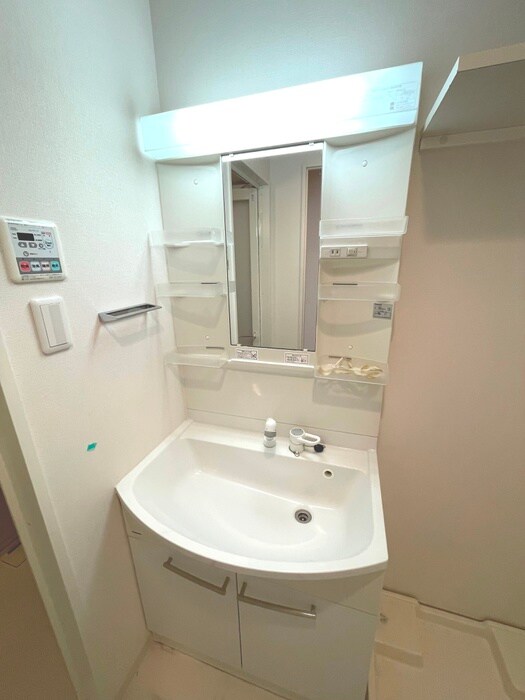 レジディア新大阪の物件内観写真