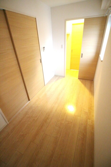 レジディア新大阪の物件内観写真