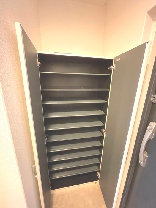 レジディア新大阪の物件内観写真