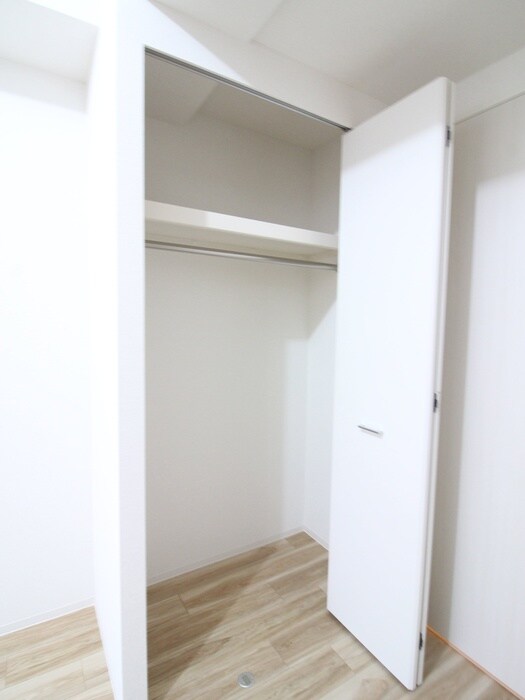 セレニテ三国プリエの物件内観写真