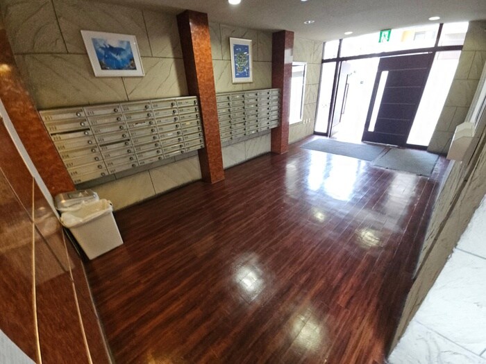 エステマ－ル弥刀の物件外観写真