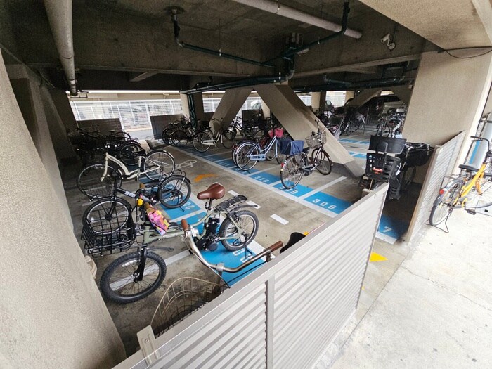 エステマ－ル弥刀の物件外観写真