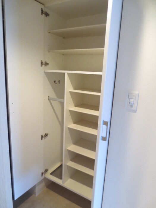 エスリ－ド弁天町南(502)の物件内観写真