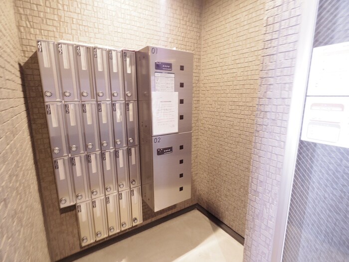 ロックブック中書島の物件外観写真