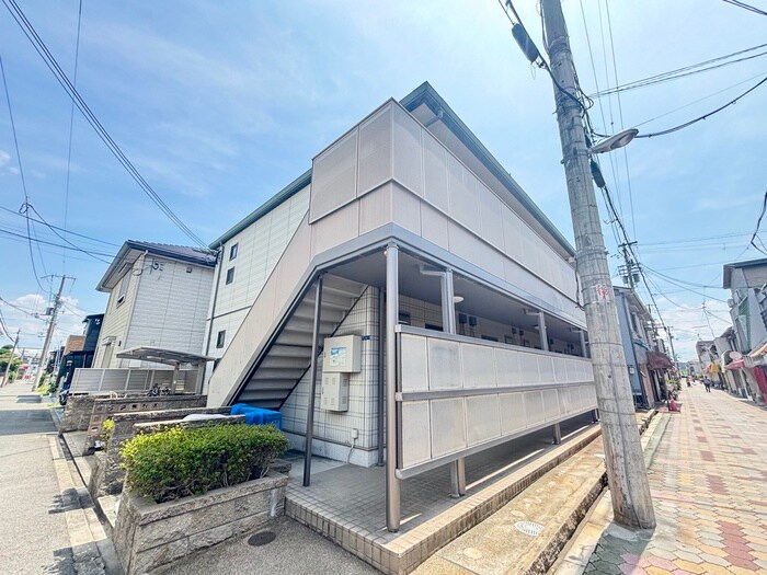 メゾンサンヒルズの物件外観写真