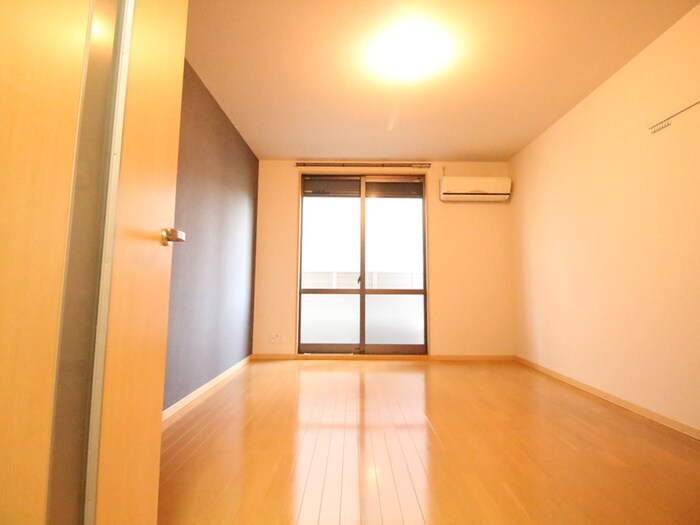 メゾンサンヒルズの物件内観写真