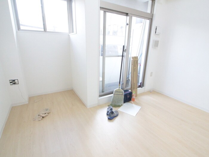 セレニテ甲子園の物件内観写真