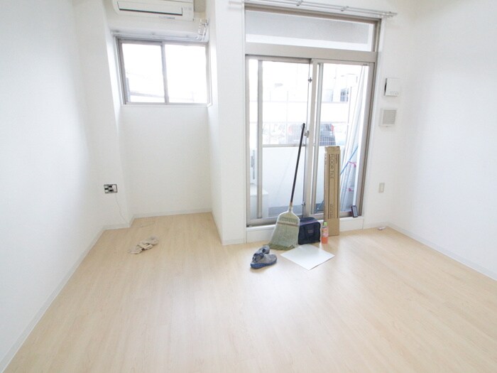 セレニテ甲子園の物件内観写真