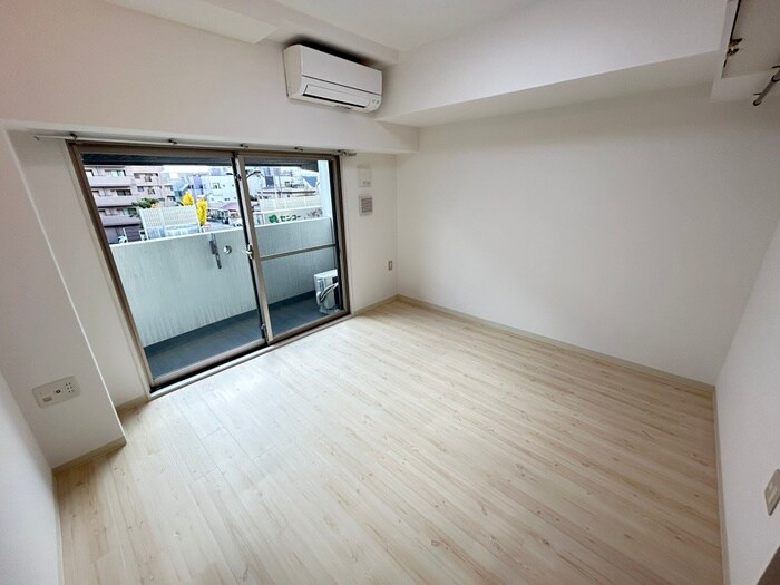 セレニテ甲子園の物件内観写真