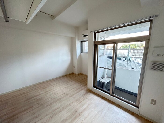 セレニテ甲子園の物件内観写真