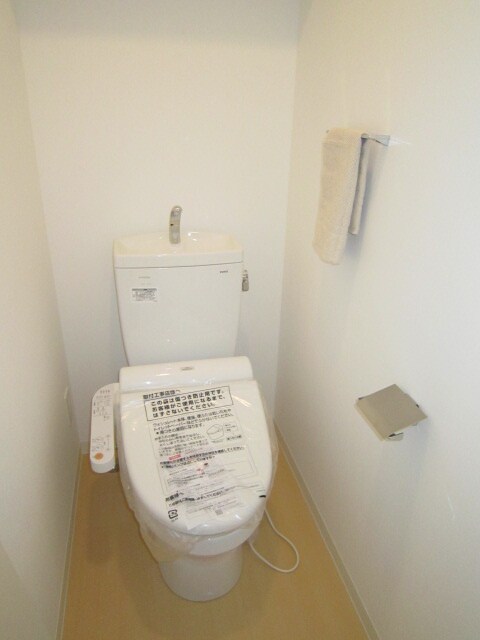 アンビエンテ四ツ橋の物件内観写真