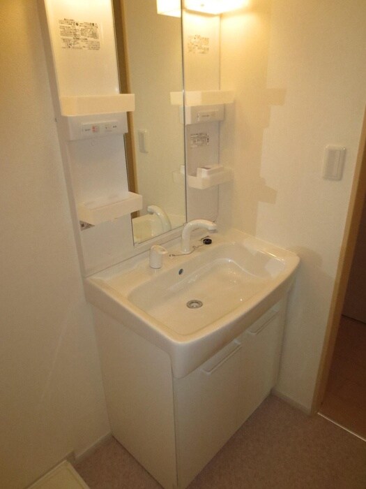 クローバーハウスの物件内観写真