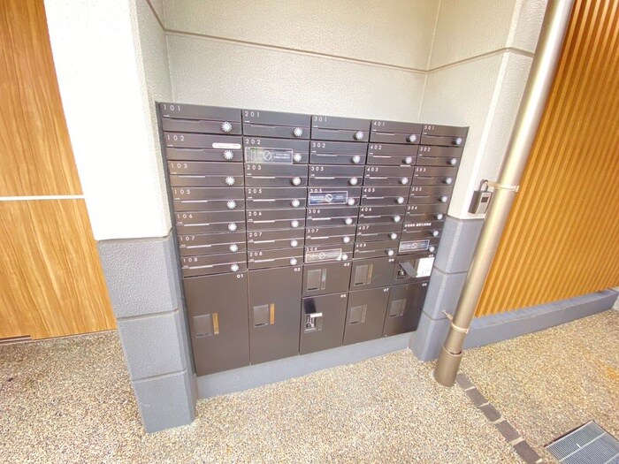 ストーリーズうずまさの物件外観写真