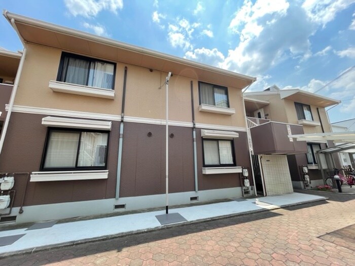 ラ・エスタシオンＣ棟の物件外観写真