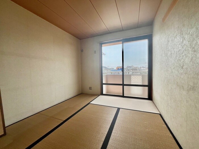 ラ・エスタシオンＣ棟の物件内観写真