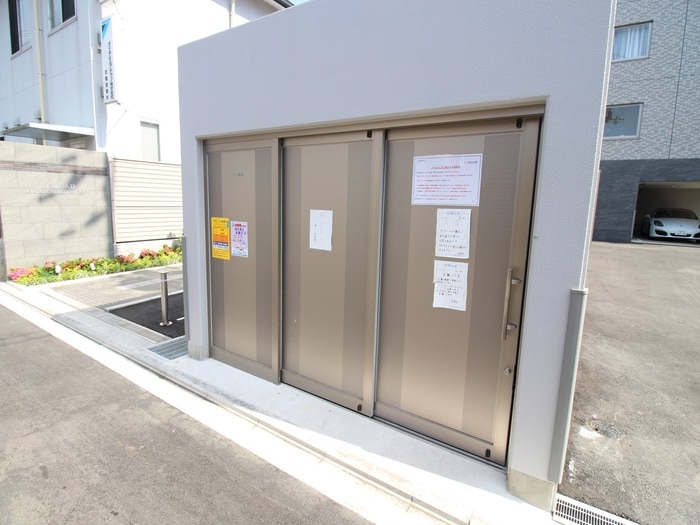 ｴｽﾘｰﾄﾞ京都梅小路ｱｳﾞｪﾆﾃ(609)の物件外観写真