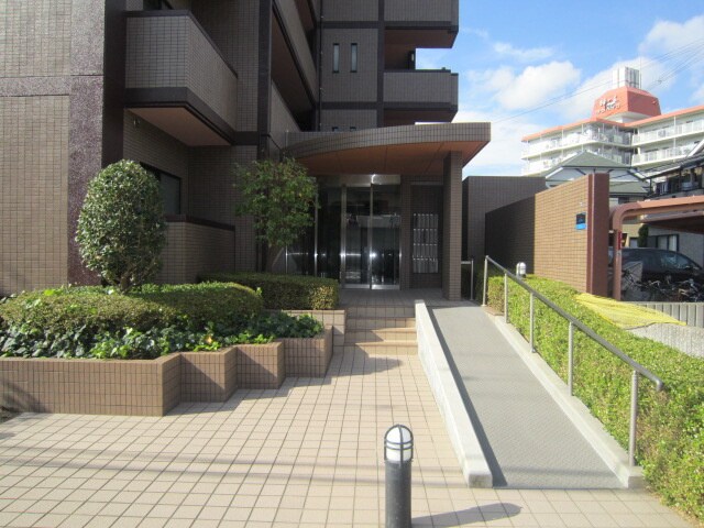 アミティエ西緑ヶ丘の物件外観写真