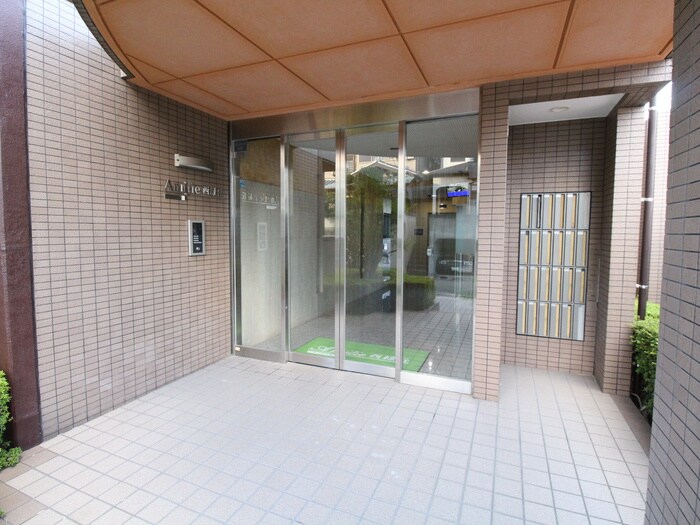 アミティエ西緑ヶ丘の物件外観写真