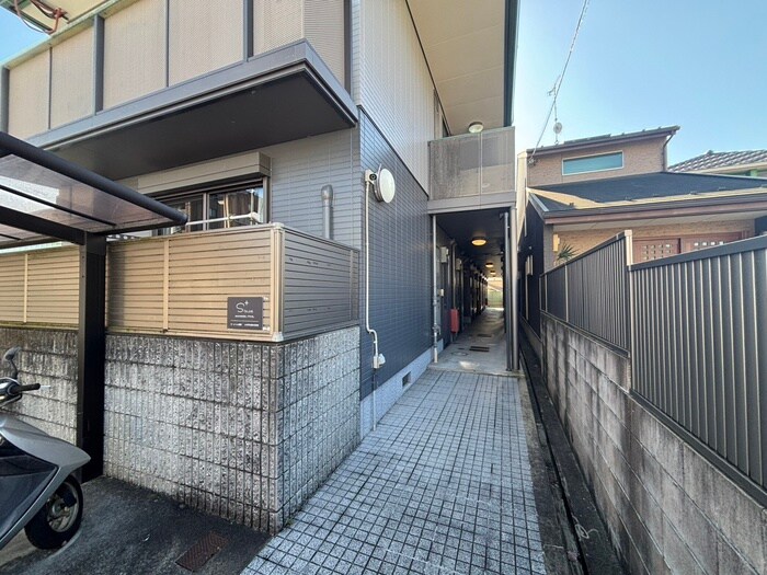 ベルメゾン御陵の物件外観写真