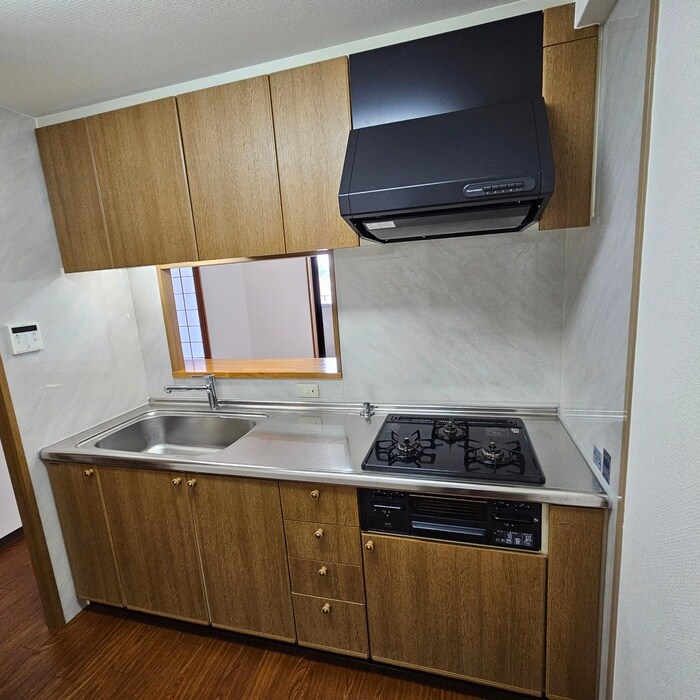 白鷹苦楽園マンションの物件内観写真