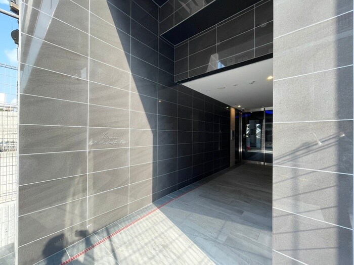 GENOVIA神戸新開地駅前の物件外観写真