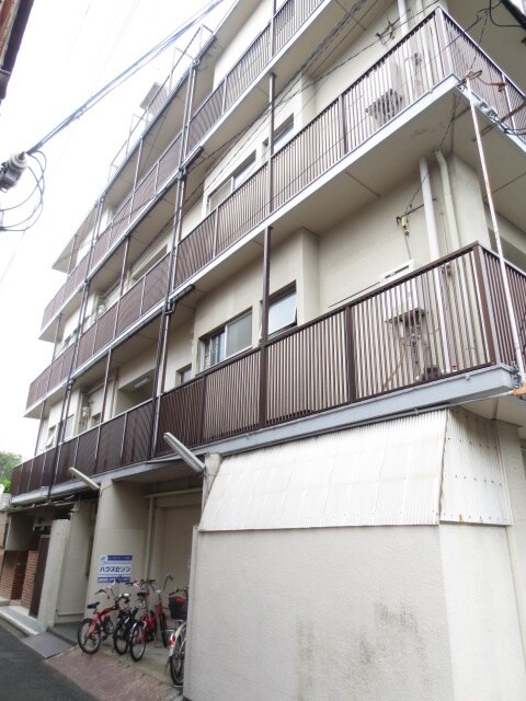 ウエストヴィレッジの物件外観写真