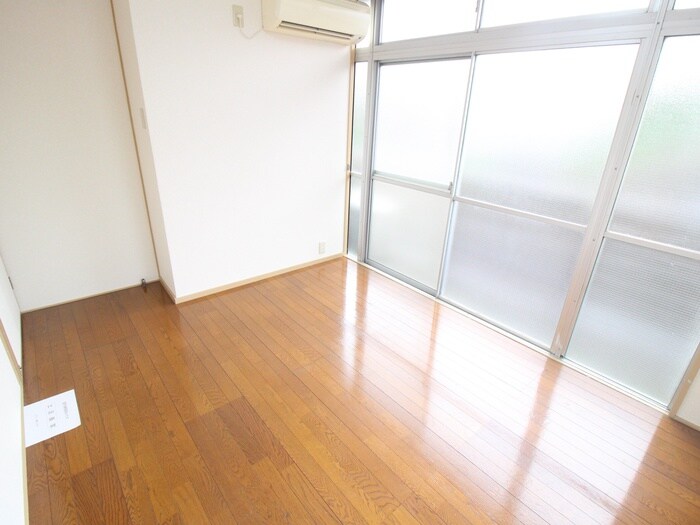 ウエストヴィレッジの物件内観写真