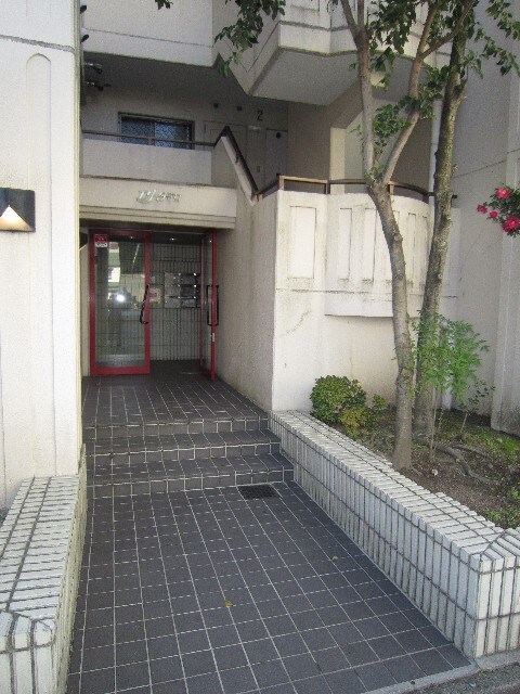 エリータ守口の物件外観写真