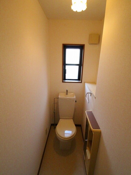 ヴレ・ロワイヤルの物件内観写真