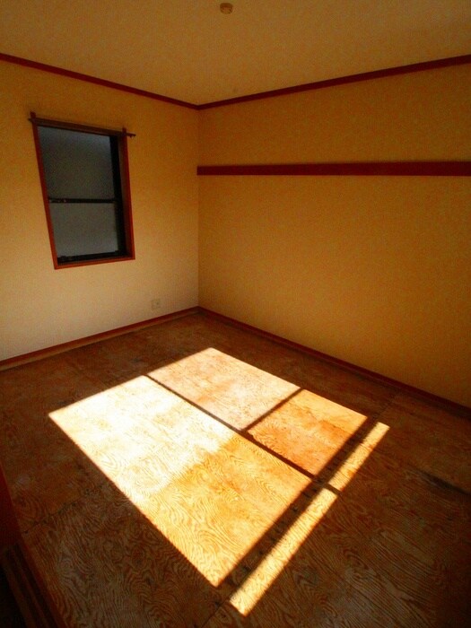 ヴレ・ロワイヤルの物件内観写真